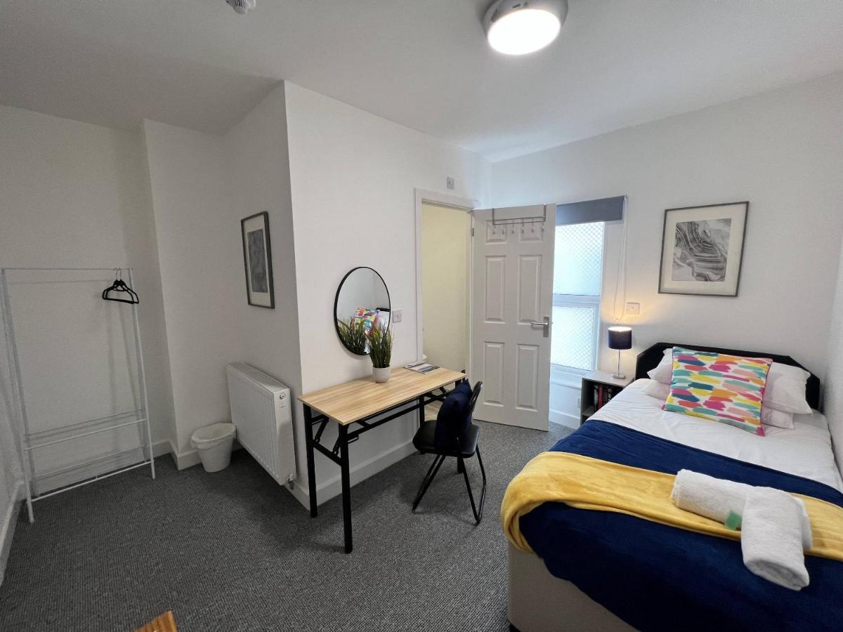 Stay - The Wellington Burton On Trent Ngoại thất bức ảnh